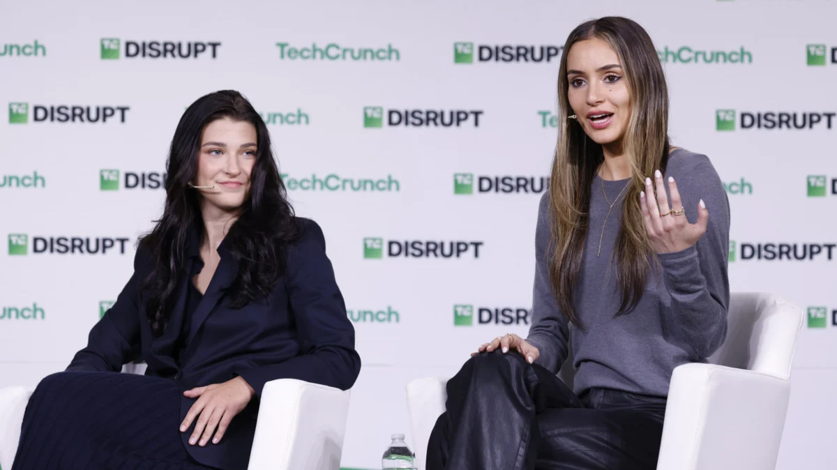 Phia Under Fire: AI Shopping App Co-Founded by Phoebe Gates Accused of "Cookie Stuffing" Fraud